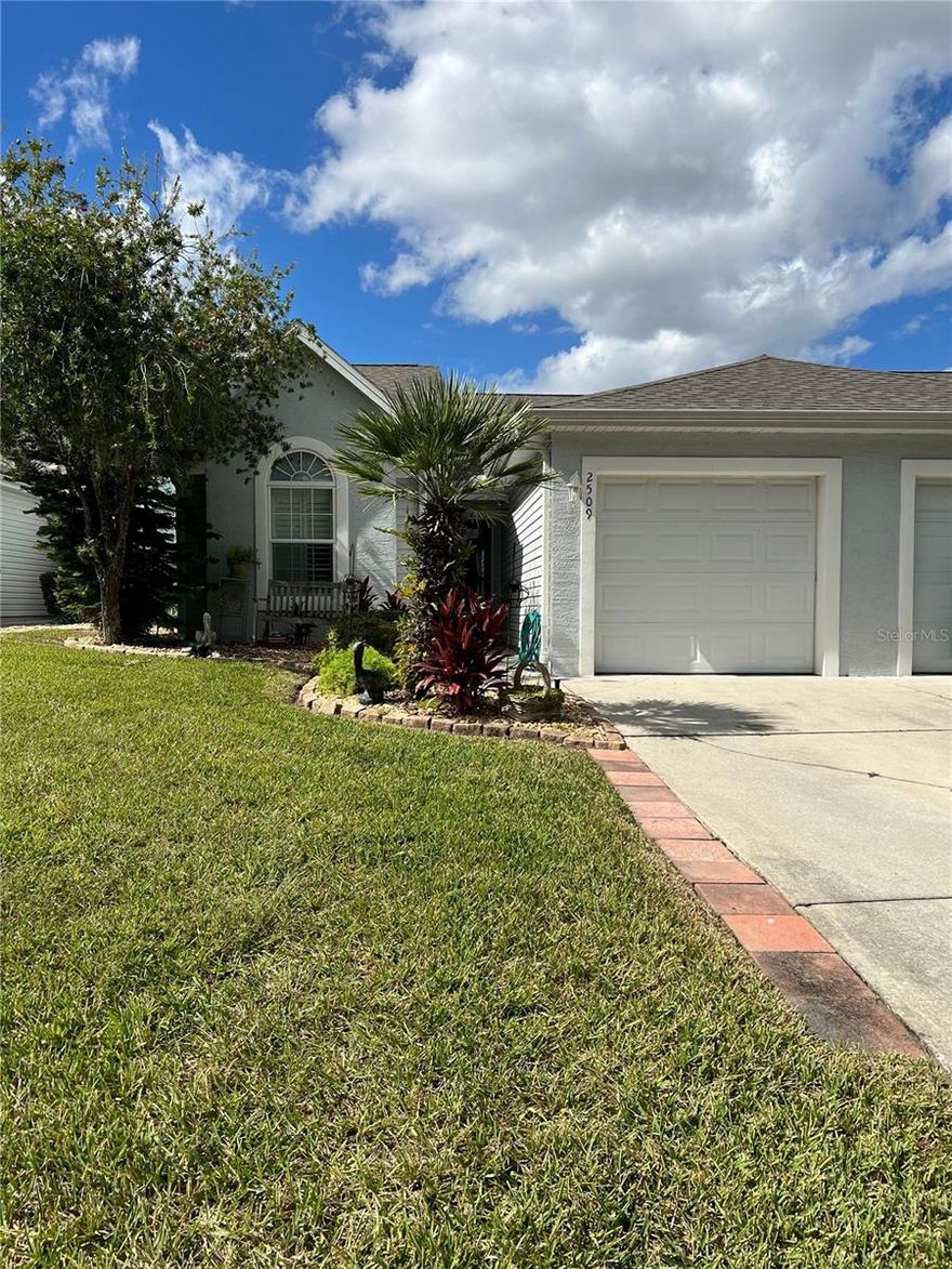 Lovely 2 bed / 2 bath condo with a 1 car garage in the beautiful, gated community of Woodland Villages
is ready for you to move into today! This condo features 2 large bedrooms and two full bathrooms. The
condo has had many recent updates including new luxury vinyl flooring throughout, new kitchen
cabinets for maximum storage, updated lighting, crown molding throughout and new paint. All of this
makes the condo fresh and bright. The kitchen features stainless steel appliances with a stackable
washer and dryer located just off the kitchen leading to the 1 car garage. The HOA maintains the yard –
so no worry about mowing or watering. The HOA also provides garbage pick-up weekly. Woodland
Villages has a pool, clubhouse and tennis/pickleball courts available for your use. Come see this
beautiful condo today.
**Move-In Special: $500.00 off the first month's rent.**
Pet info: Cats and Small dogs under 25 pounds allowed with appropriate pet screening. 2 pet max.
Please note: PetScreening registration is a required part of the application process for ALL applicants.
To help ensure ALL of our residents understand our pet and animal-related policies, we use a third-party screening service and require EVERYONE to complete a profile. This process ensures we have formalized pet and animal-related policy acknowledgments and more accurate records to create greater mutual accountability. If you need accommodation in another way, please contact your housing provider.