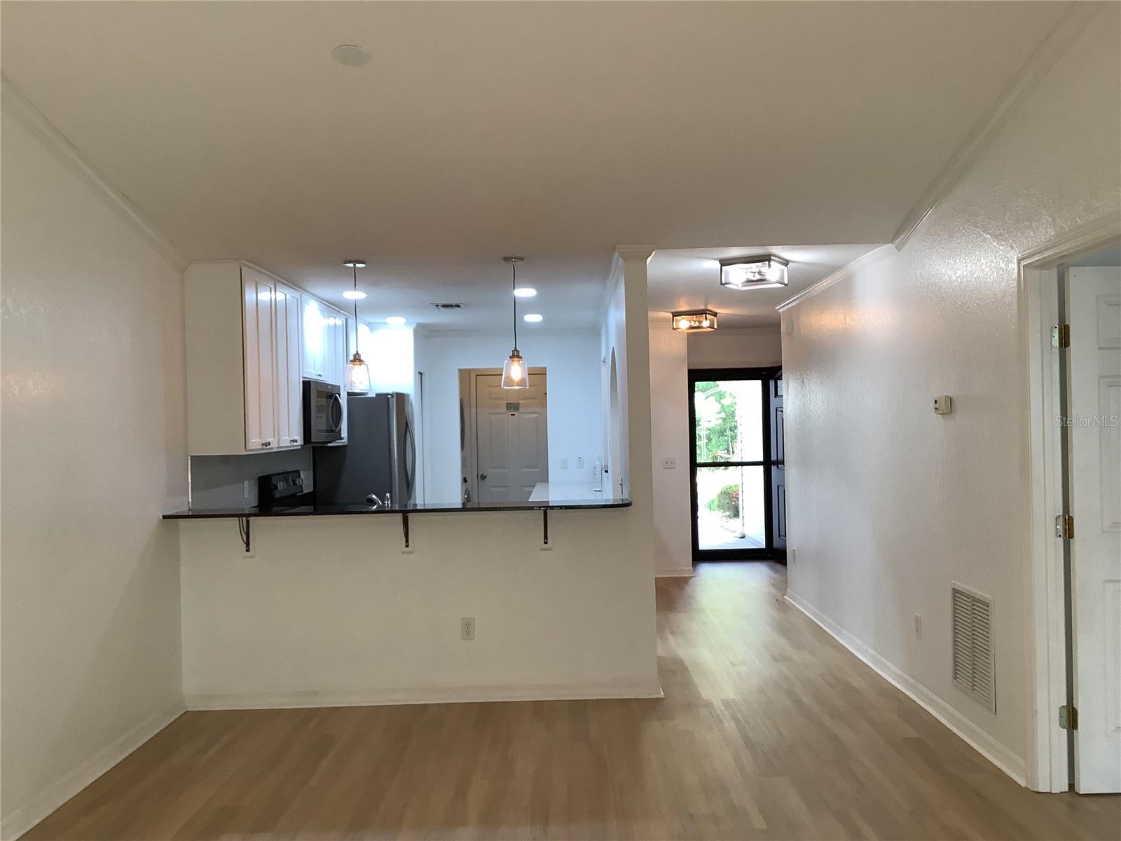 WOODLAND VLG - Residential Lease