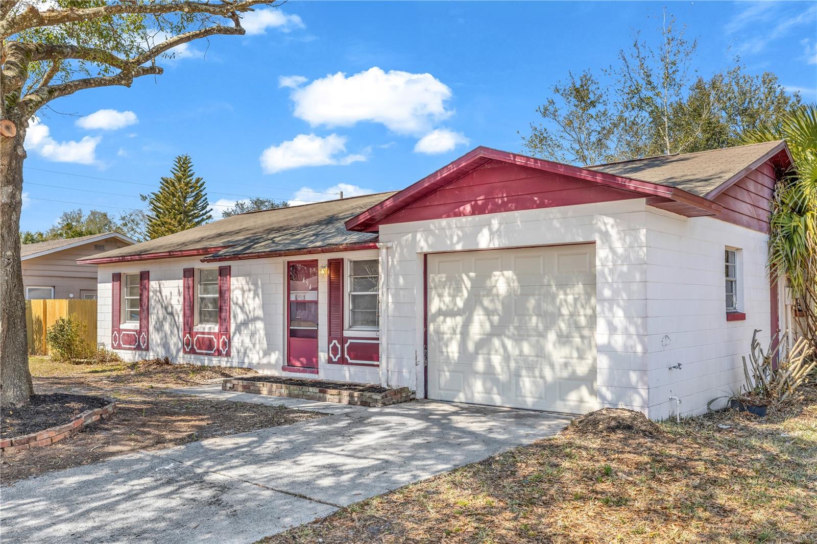 454 SPRINGWOOD COURT