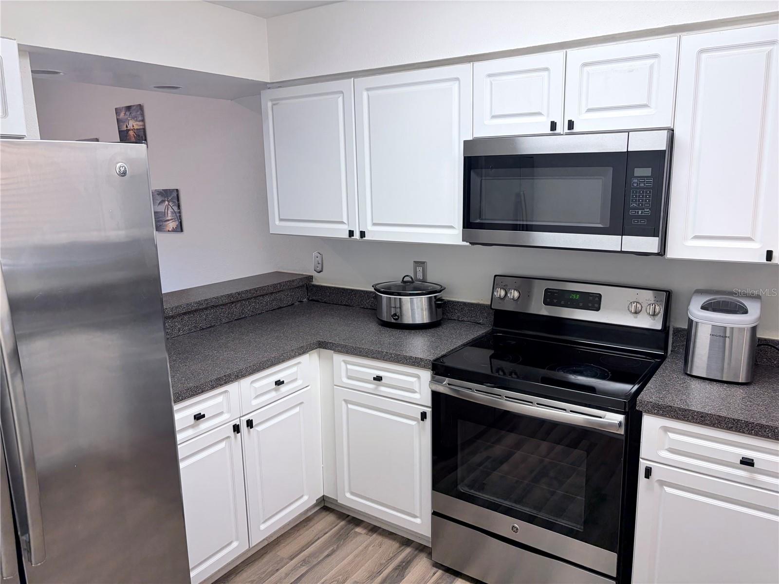 VILLAGE TWNHMS A CONDO - Residential