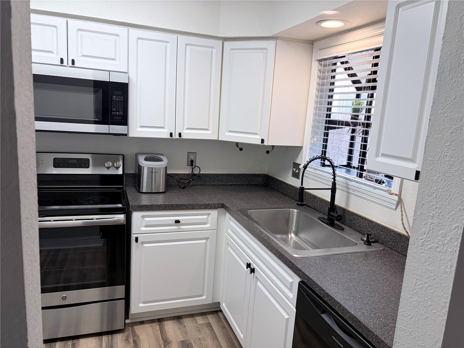 VILLAGE TWNHMS A CONDO - Residential