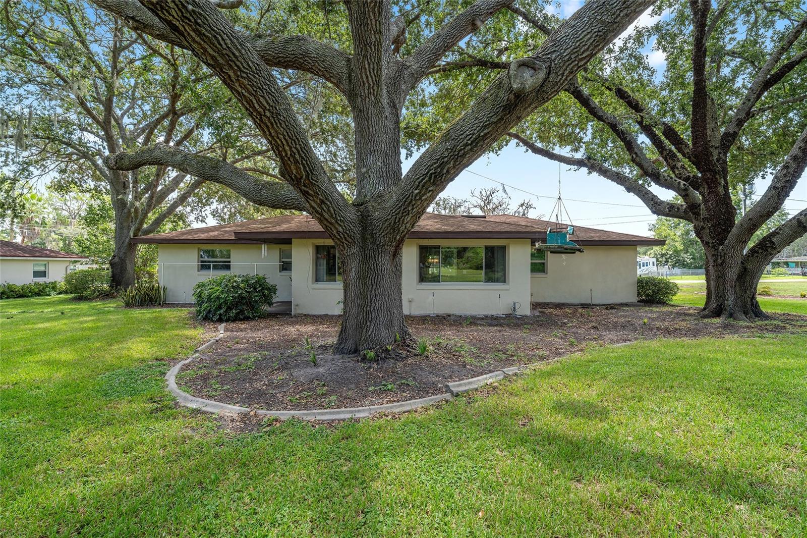 EAGLES NEST - Residential