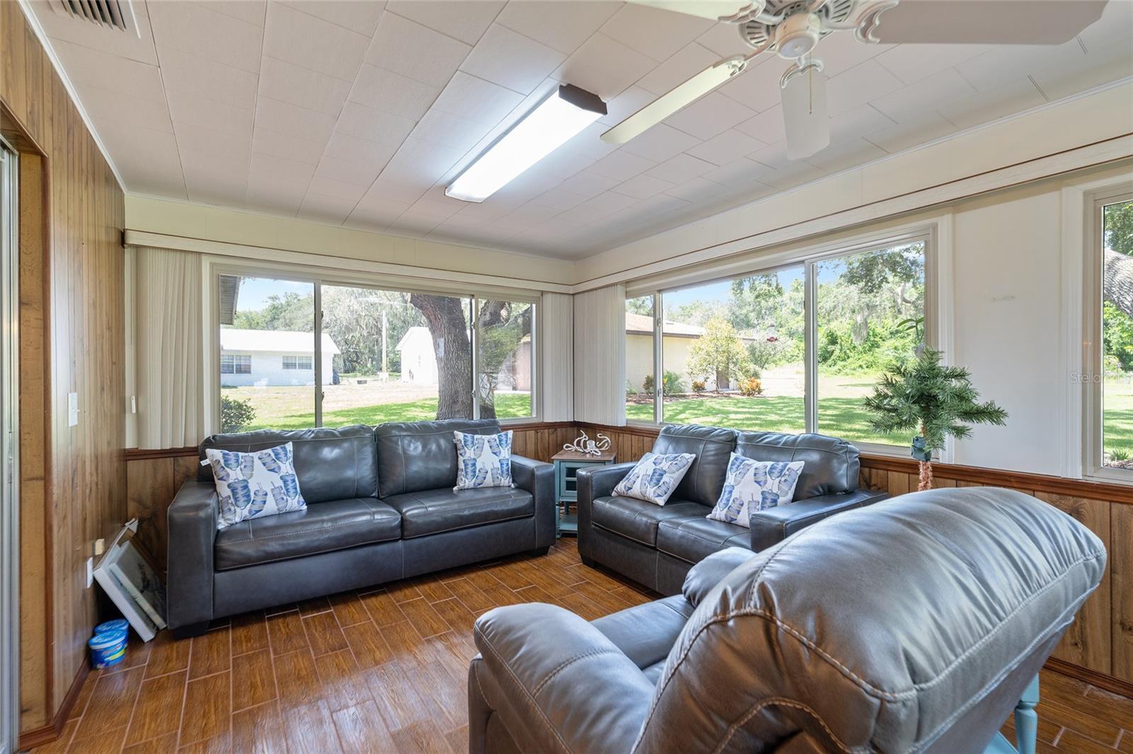 EAGLES NEST - Residential