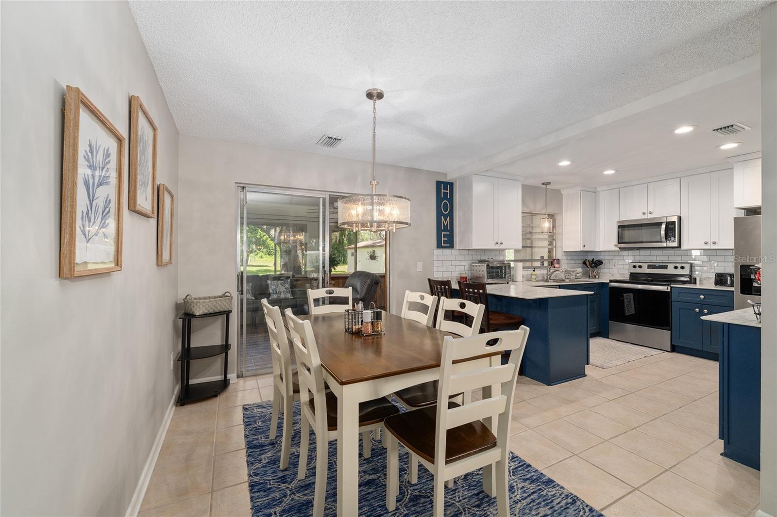 EAGLES NEST - Residential