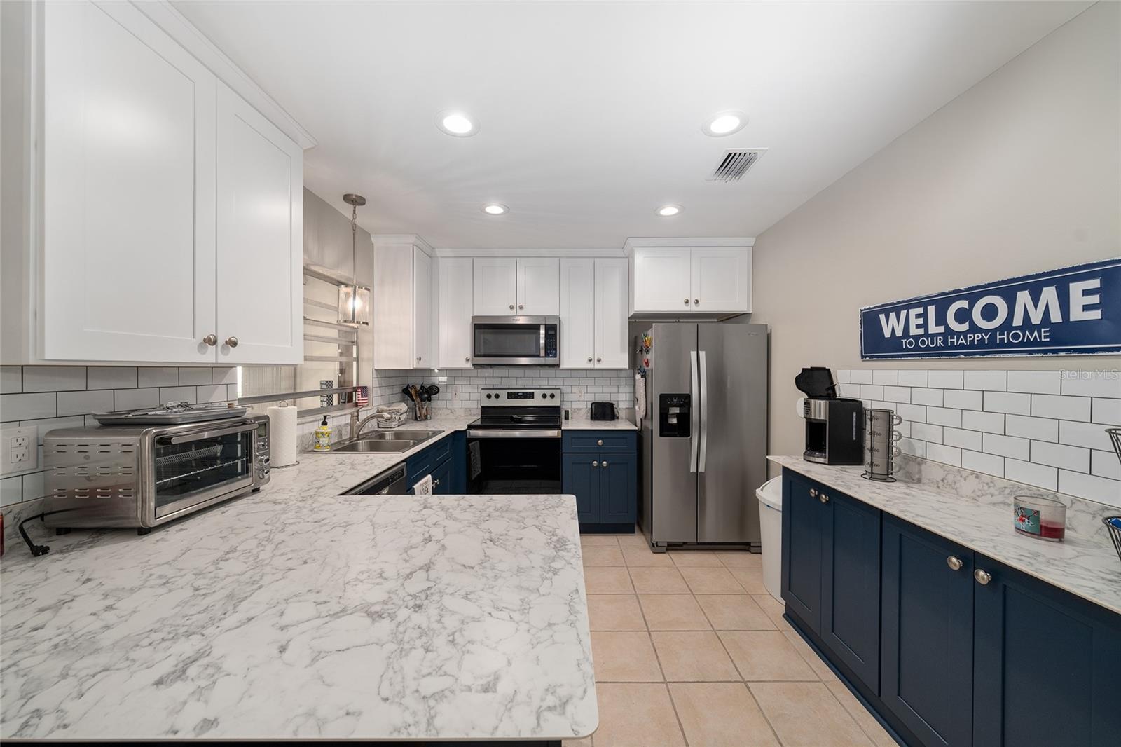 EAGLES NEST - Residential