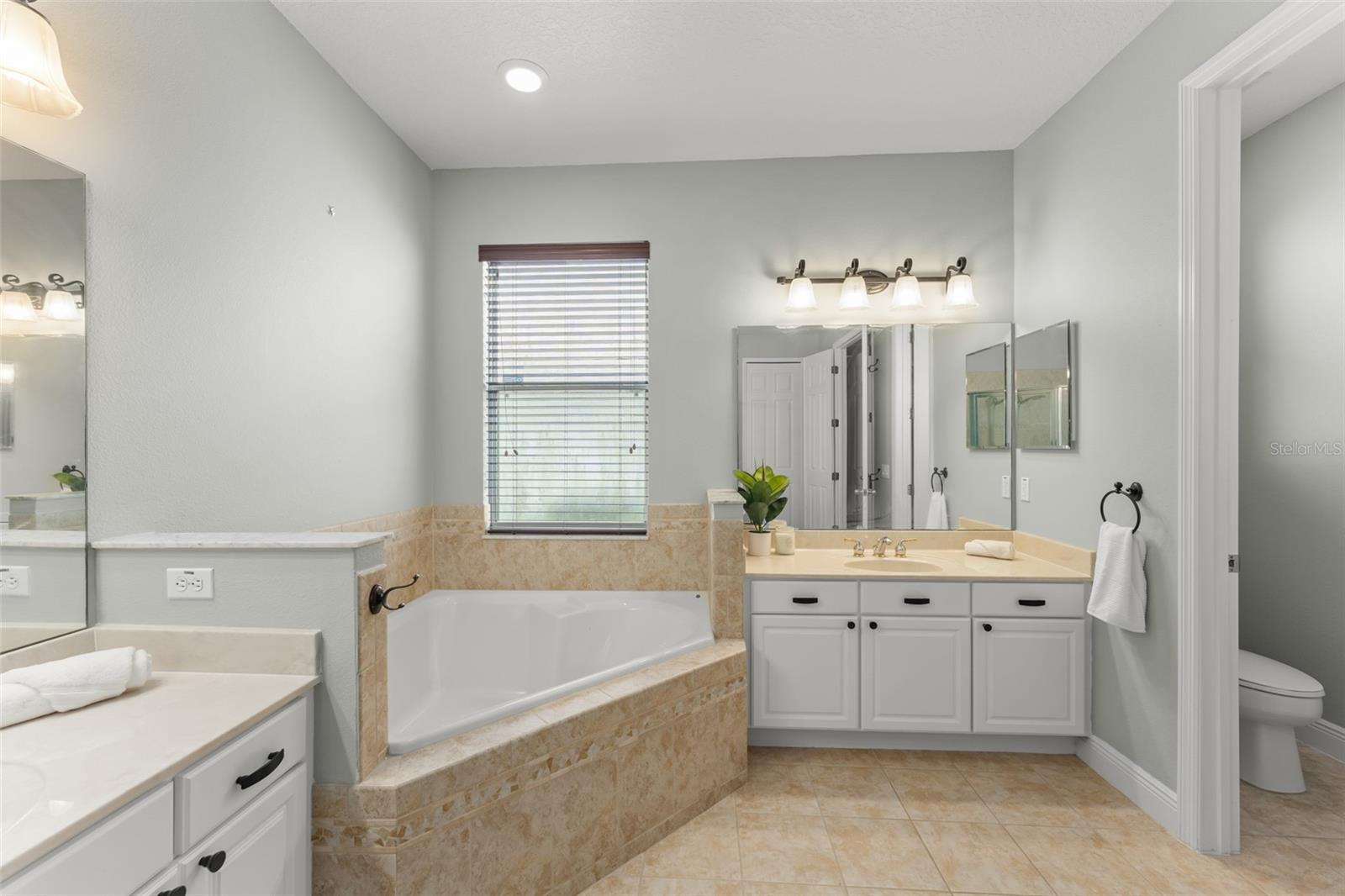 BELLALAGO PH 04P - Residential