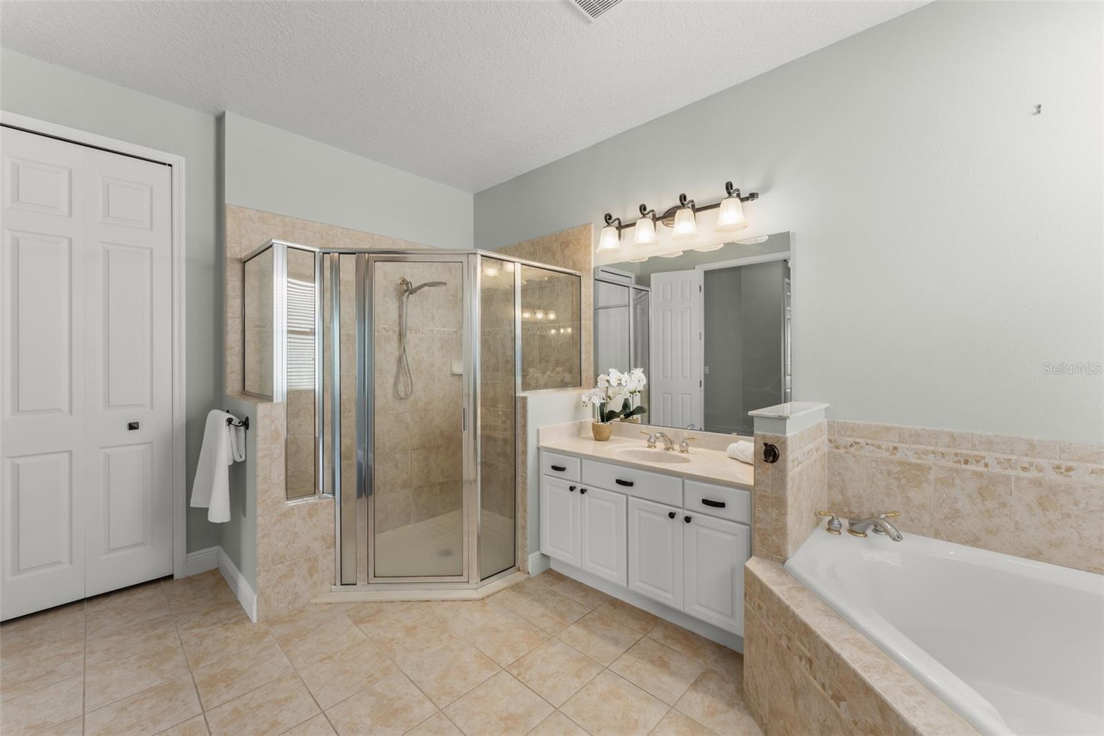 BELLALAGO PH 04P - Residential