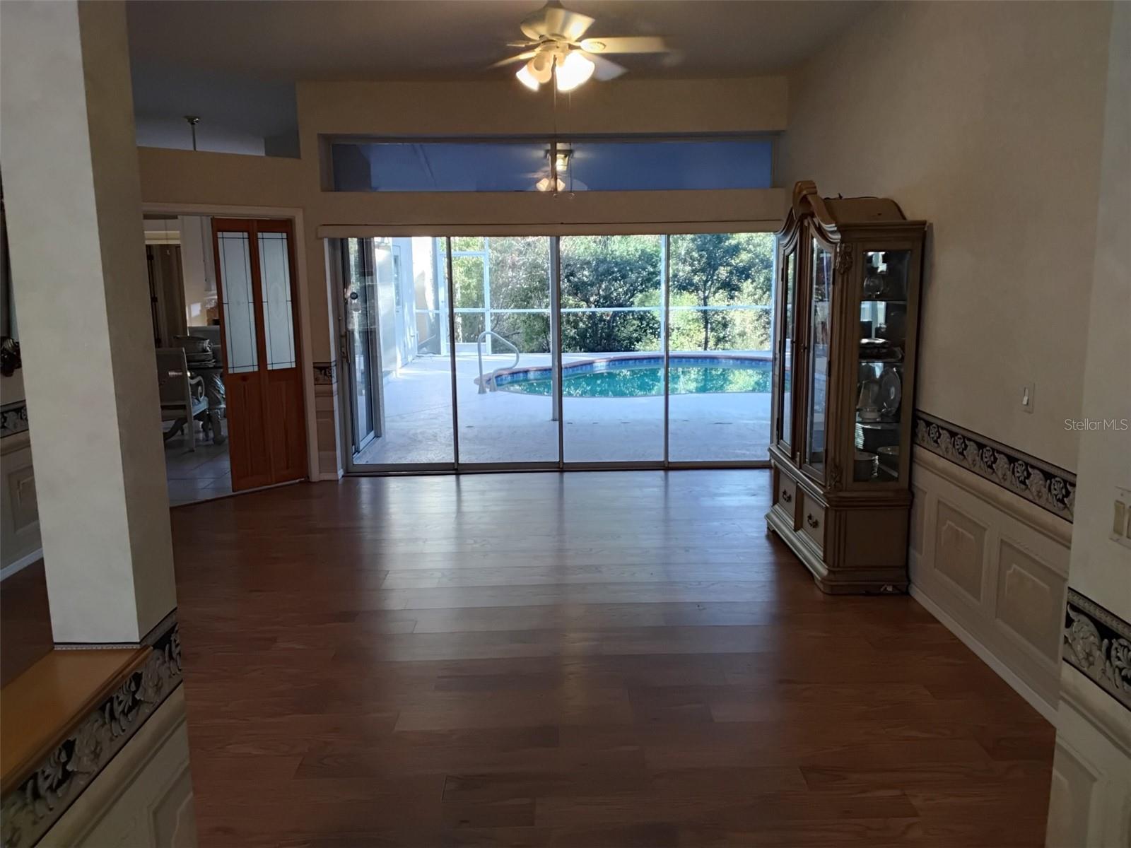 GOLDEN ACRES - Residential