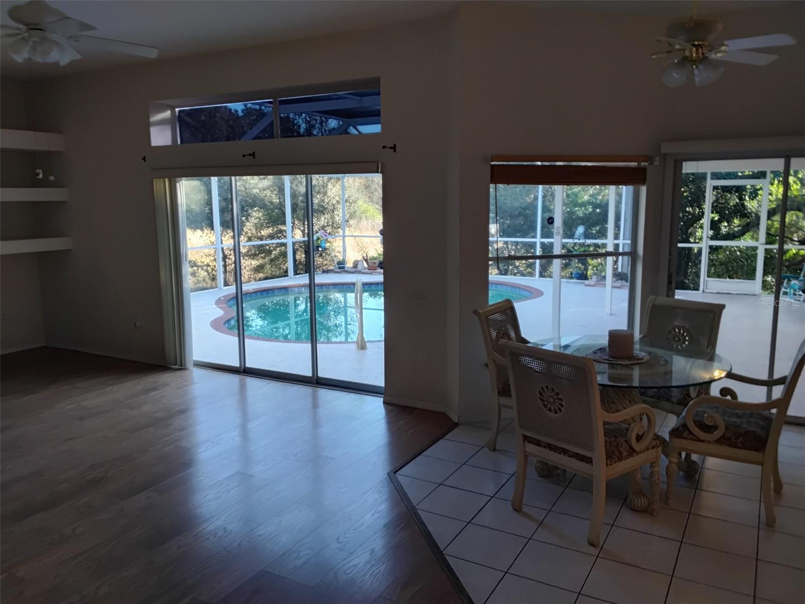 GOLDEN ACRES - Residential