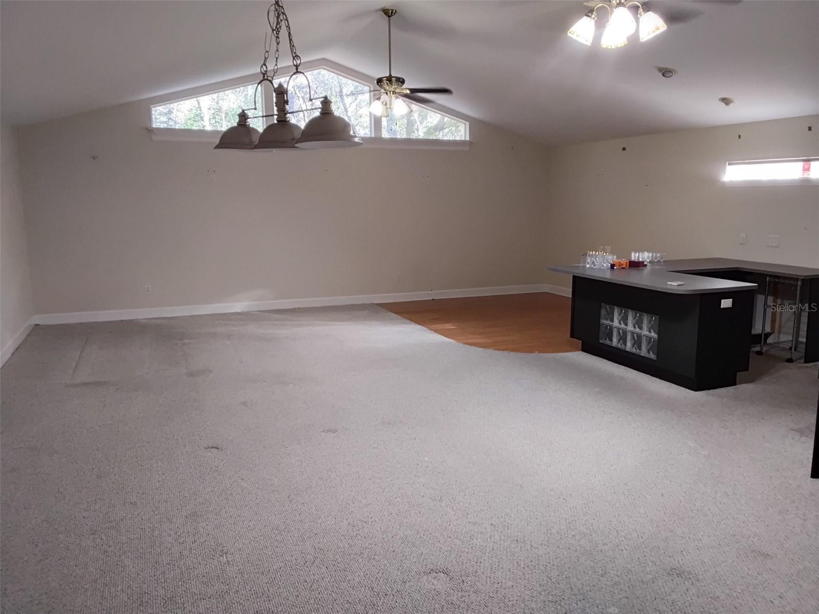 GOLDEN ACRES - Residential