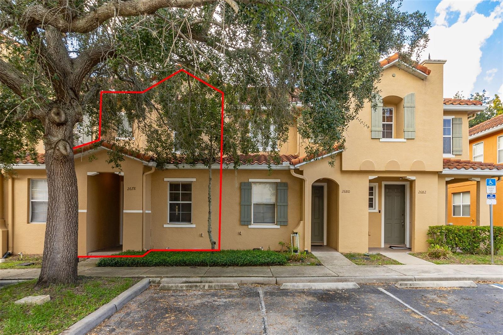 CRESTWYND BAY - Residential Lease