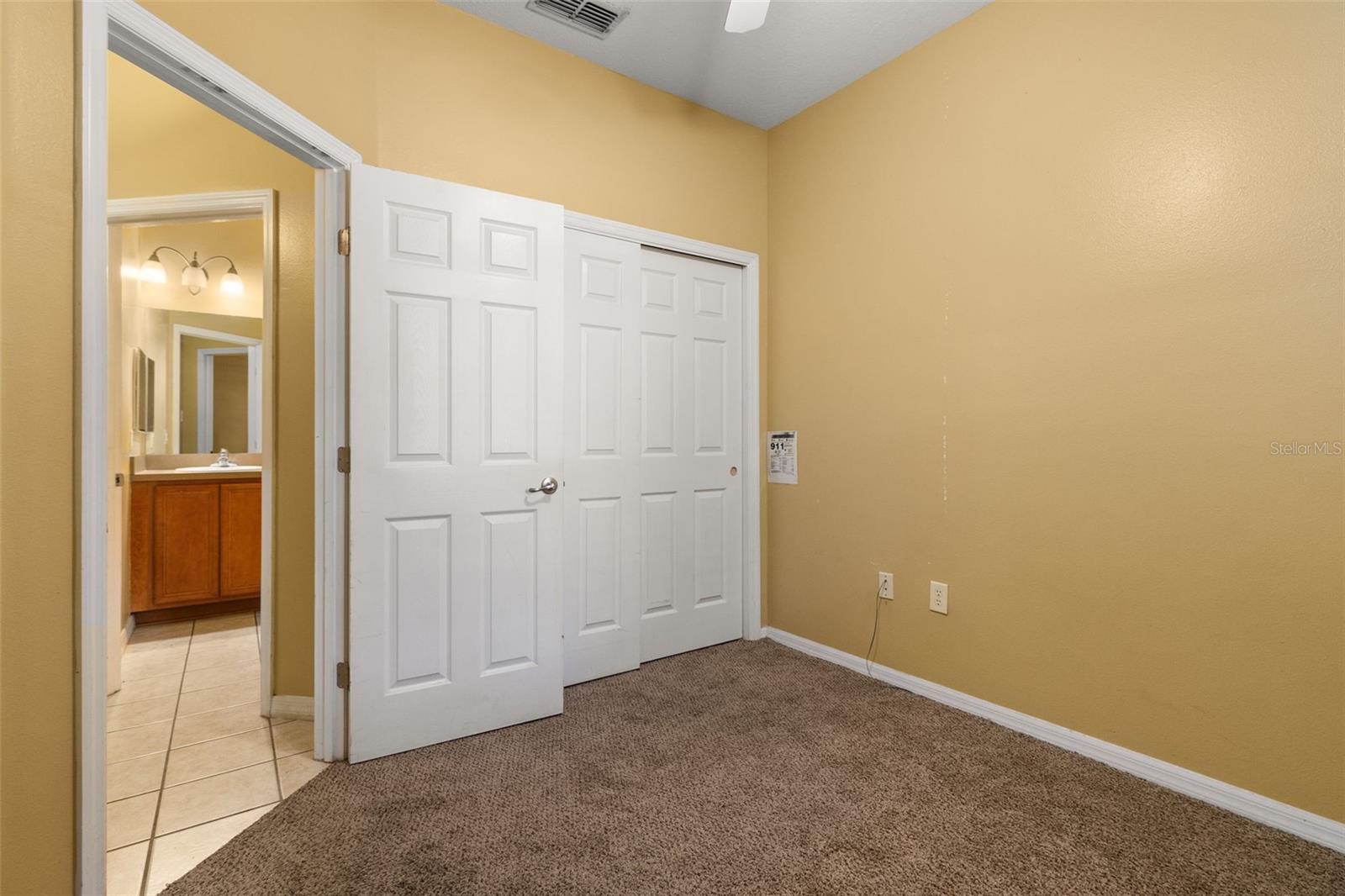 CRESTWYND BAY - Residential Lease