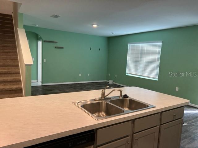 Woodbridge Lks/Edgewater - Residential