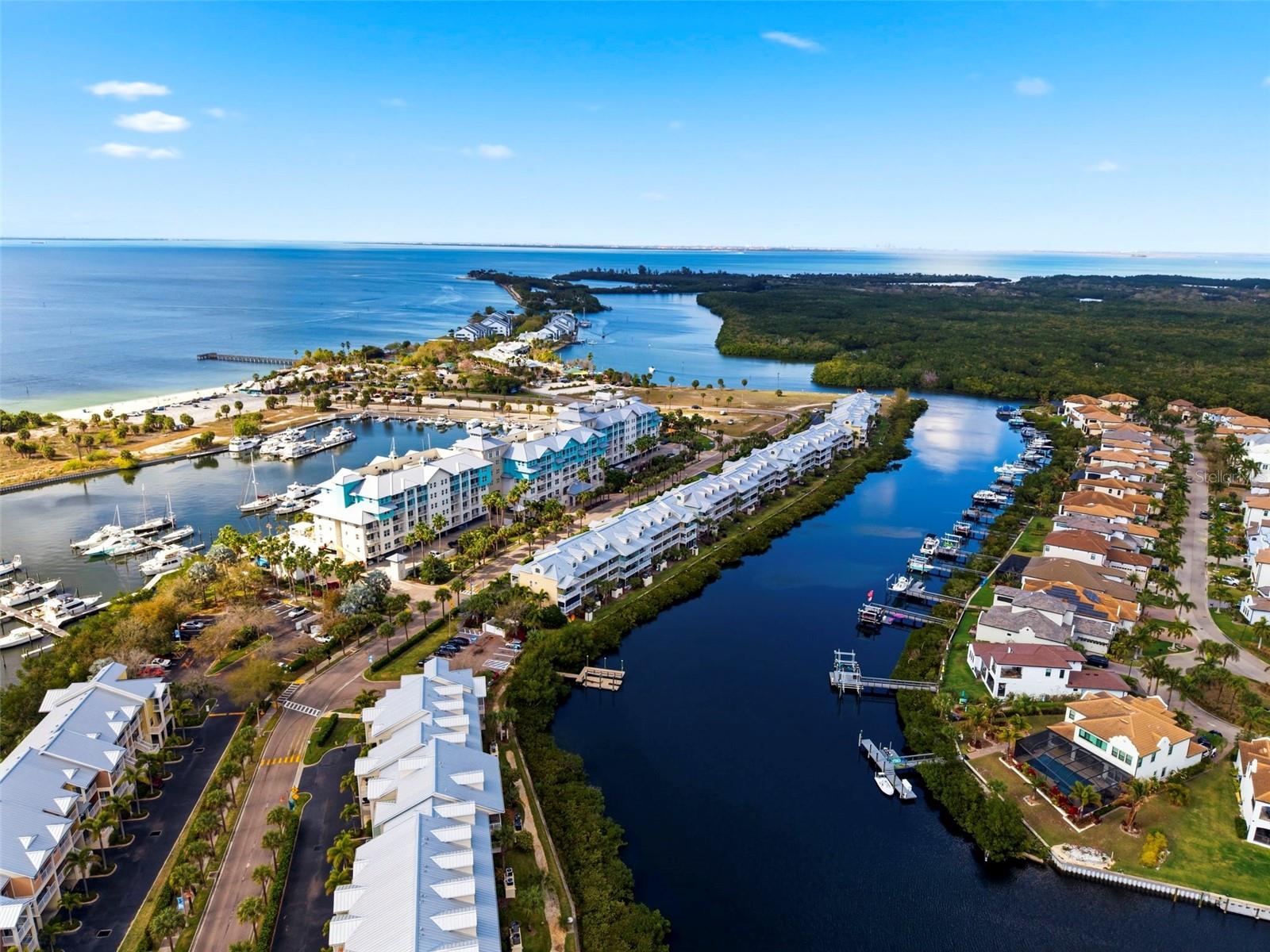 BAHIA BEACH TWNHMS PH 1A - Residential