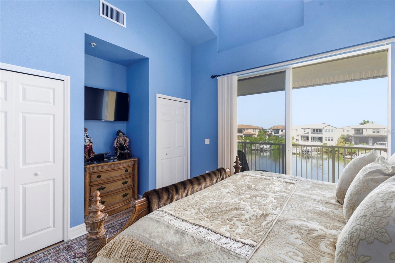 BAHIA BEACH TWNHMS PH 1A - Residential