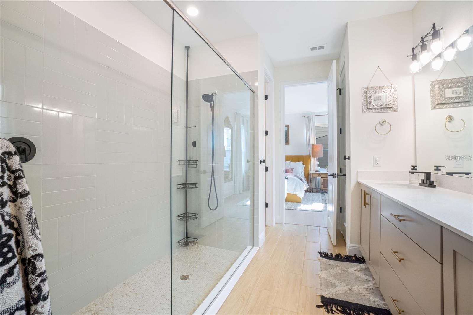 WESLYN PARK PH 2 - Residential