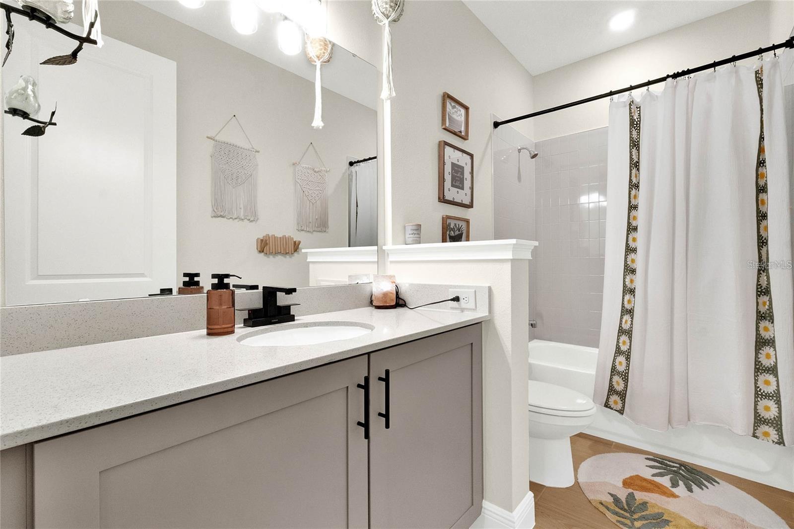 WESLYN PARK PH 2 - Residential
