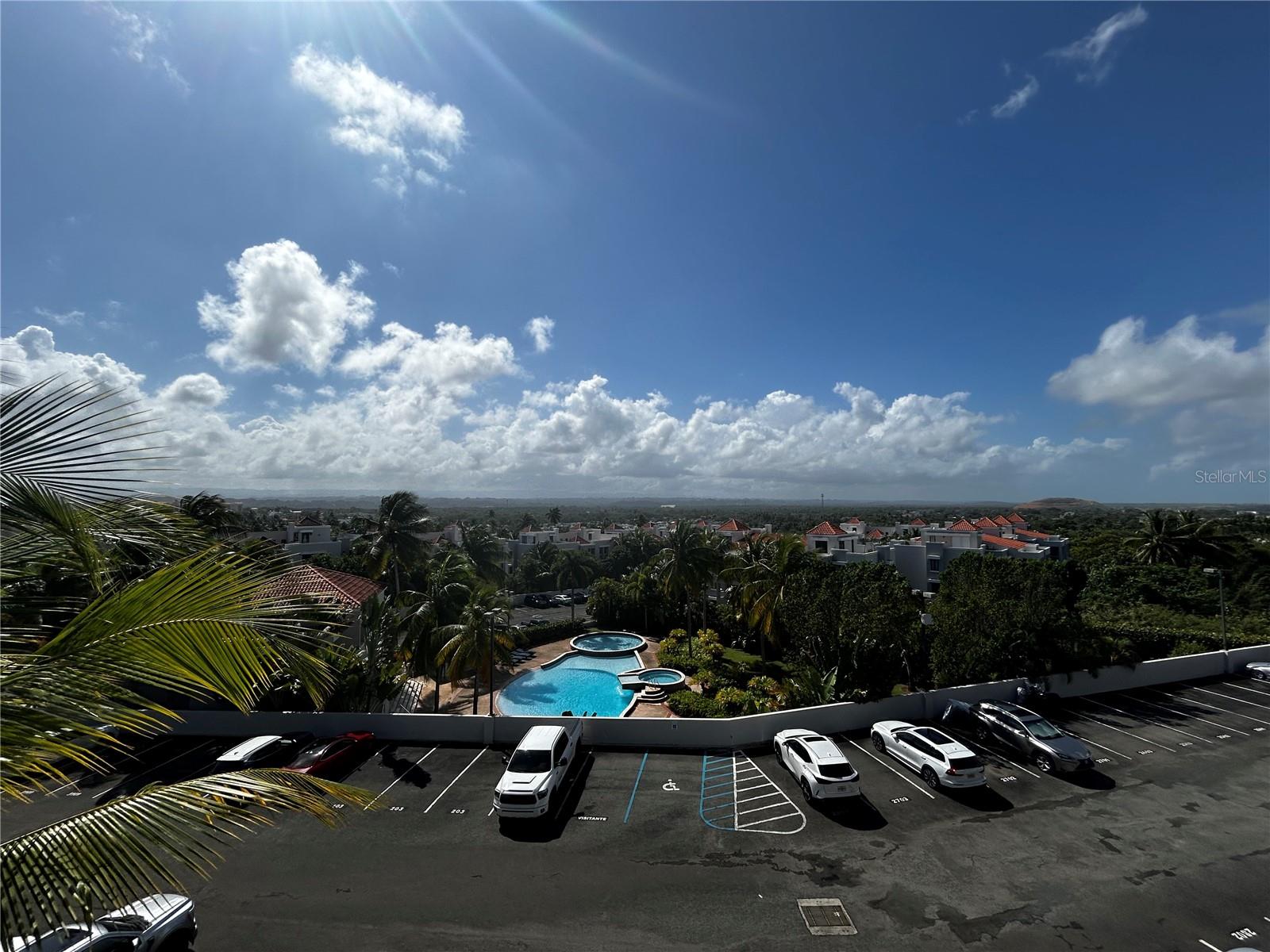 COND. PALMA DORADA VILLAGE - Residential