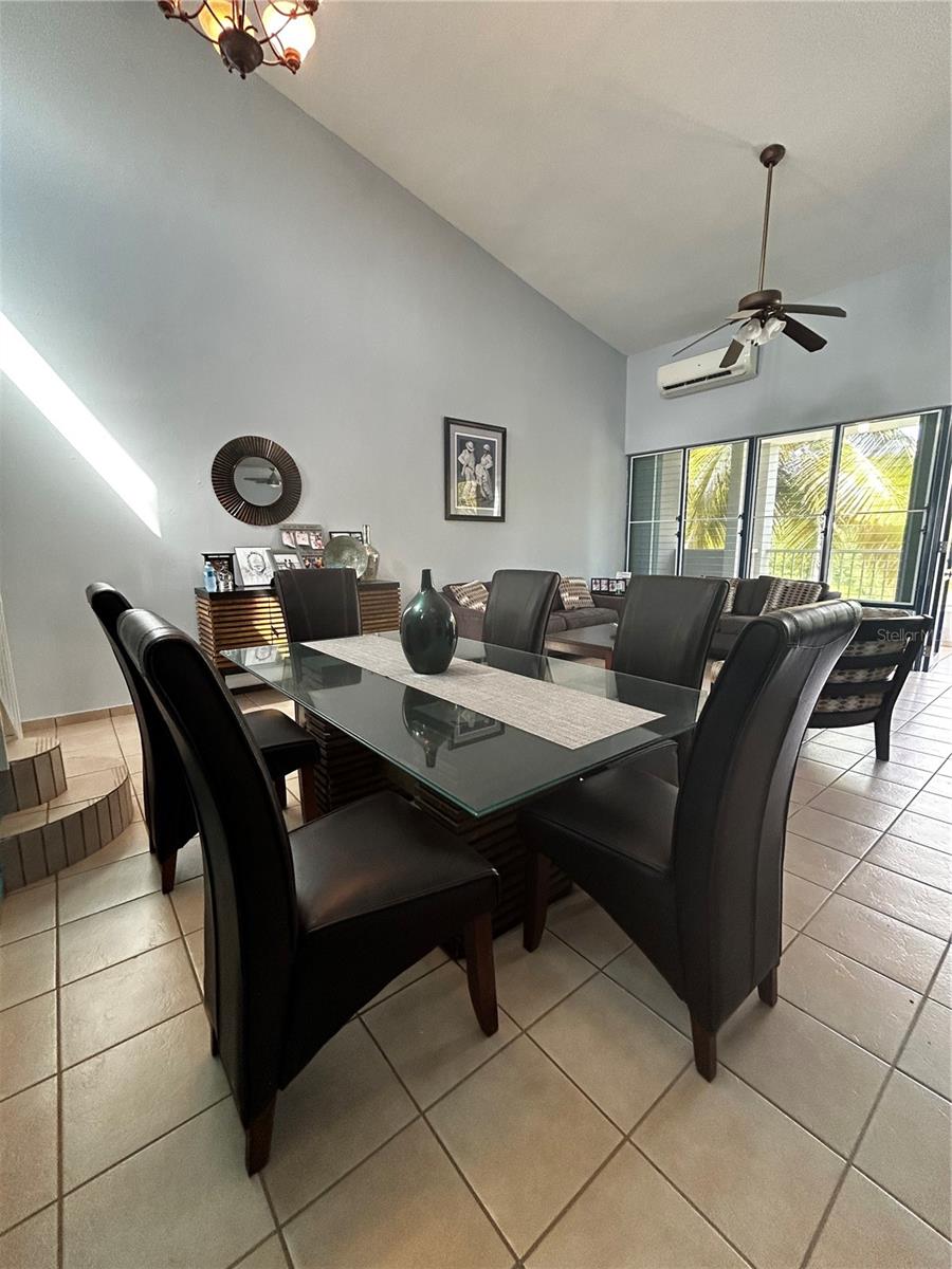 COND. PALMA DORADA VILLAGE - Residential