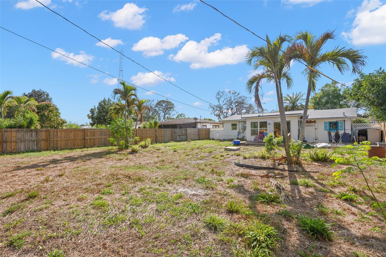 CLEVELAND GROVE - Residential