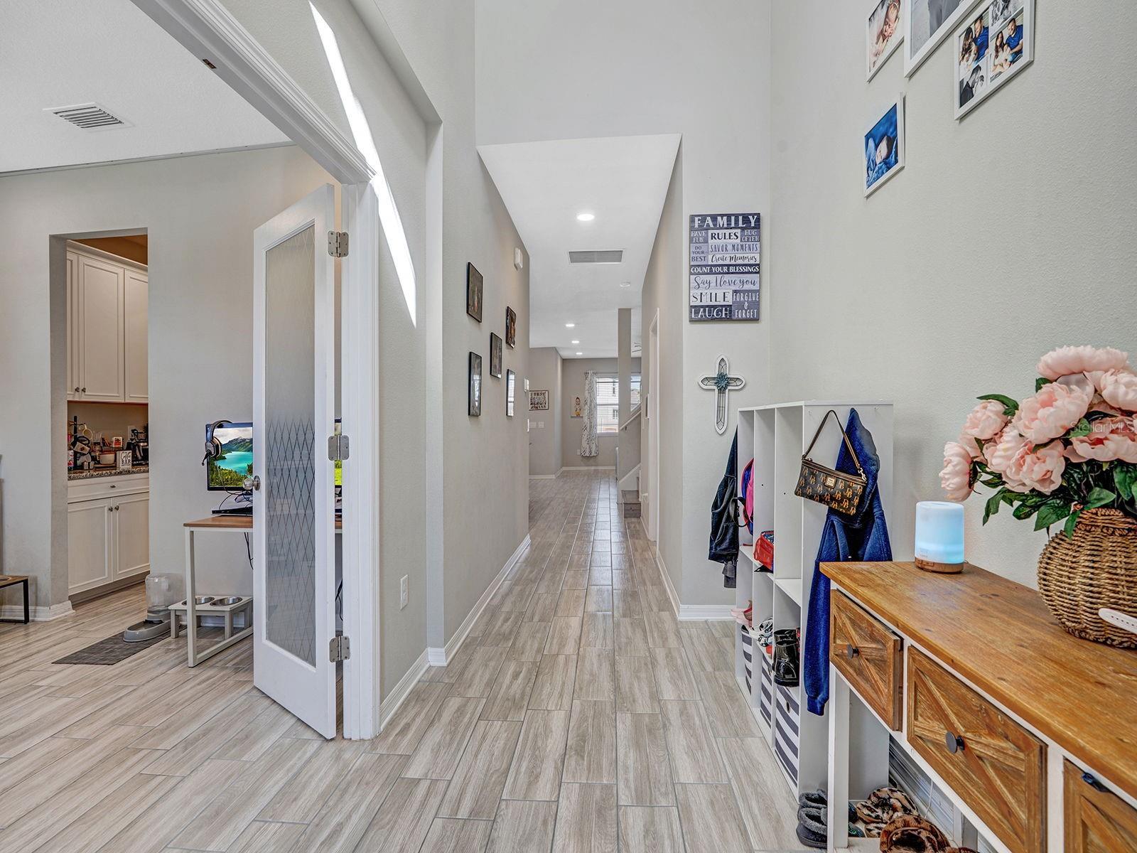 12163 NOUVEAU AVENUE