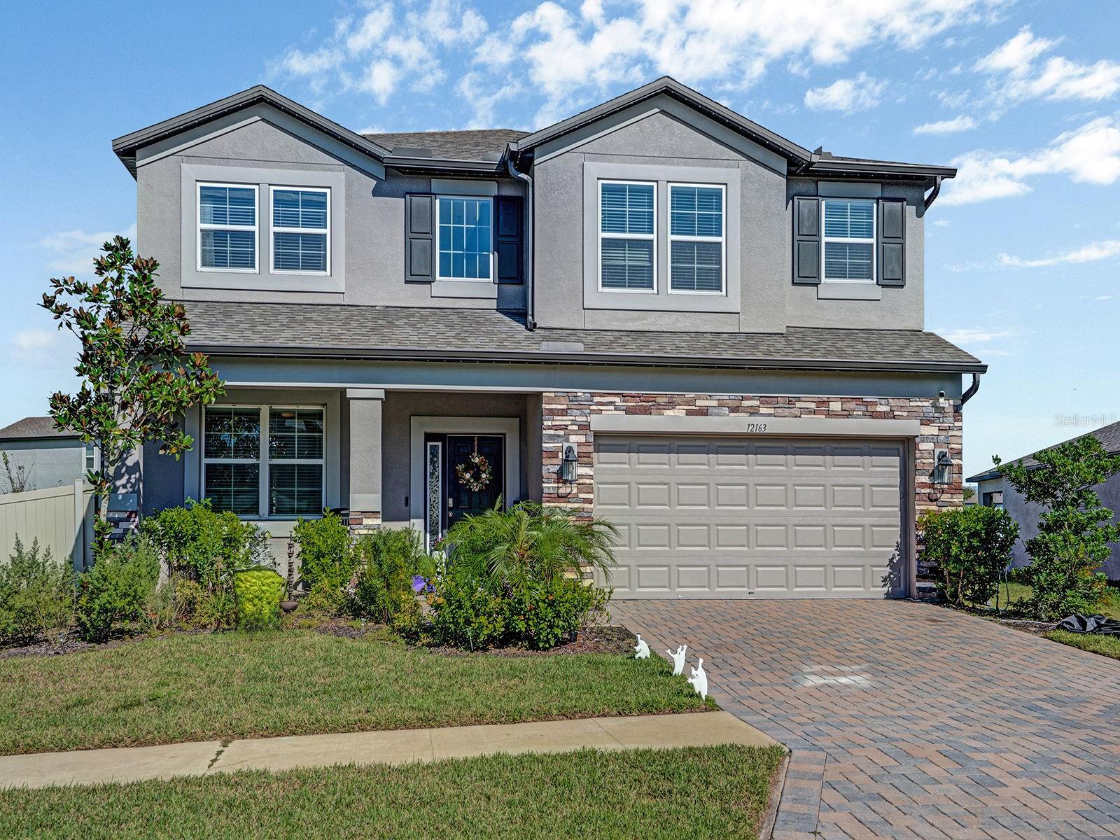 12163 NOUVEAU AVENUE