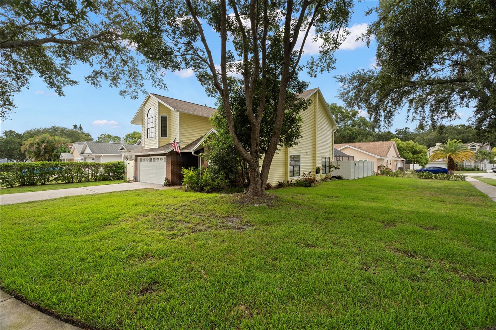 3225 MONTROSE CIRCLE