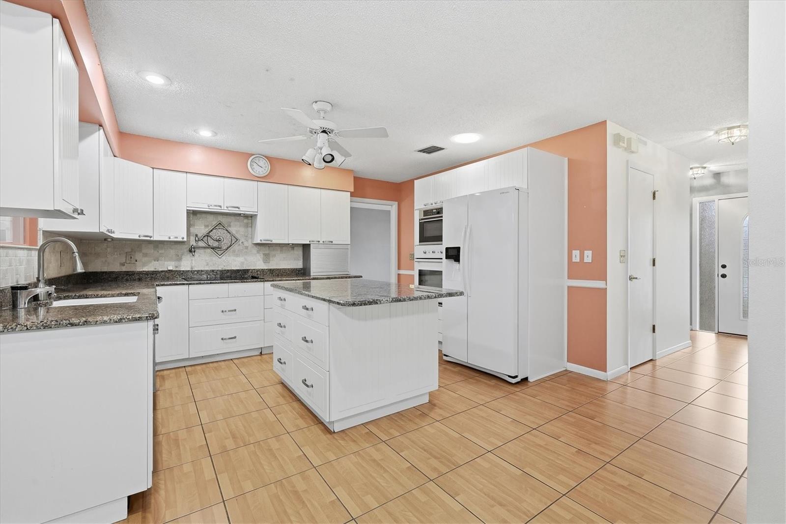 CANDLEWOOD - Residential