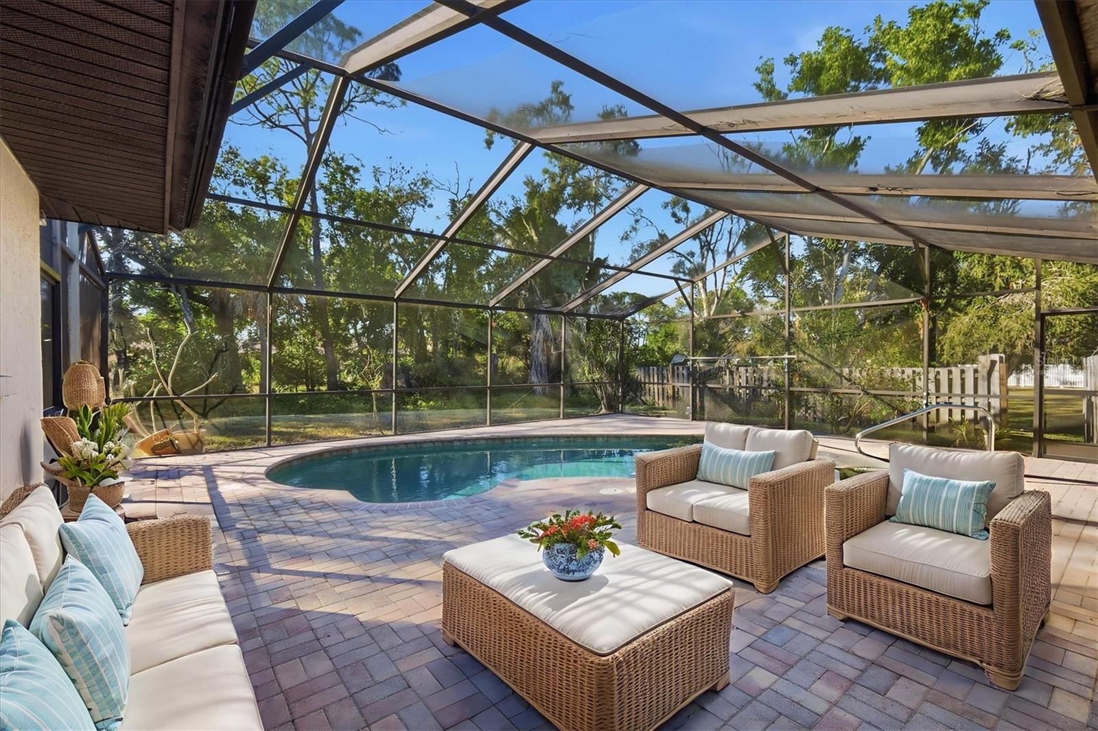 CANDLEWOOD - Residential