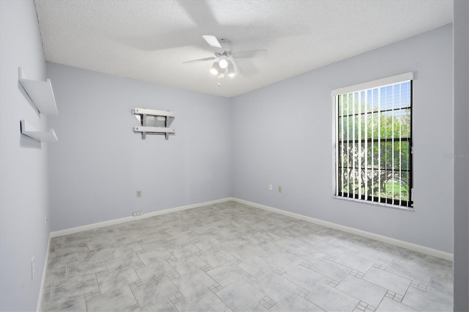 CANDLEWOOD - Residential