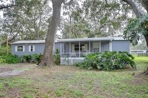 3153 TINA MARIE DRIVE WESLEY CHAPEL FL 33543