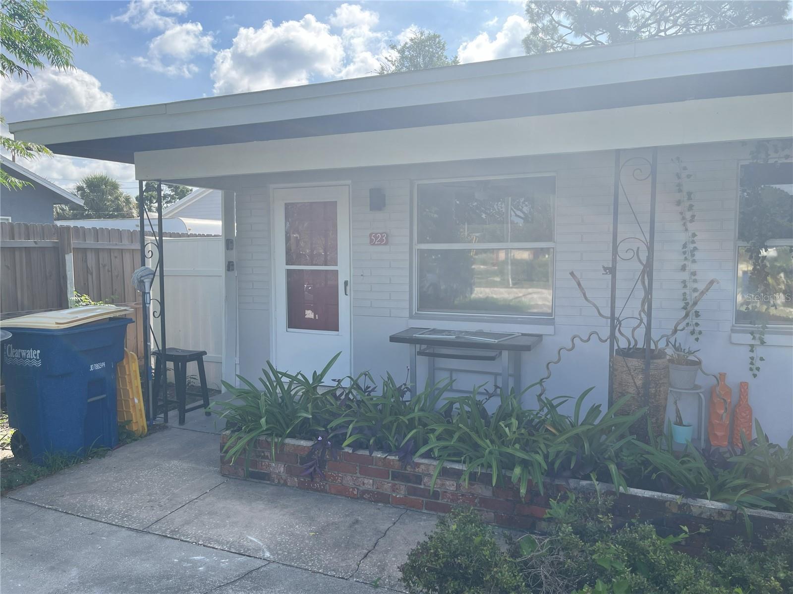 LILLIAN & JEAN SUB - Residential Income