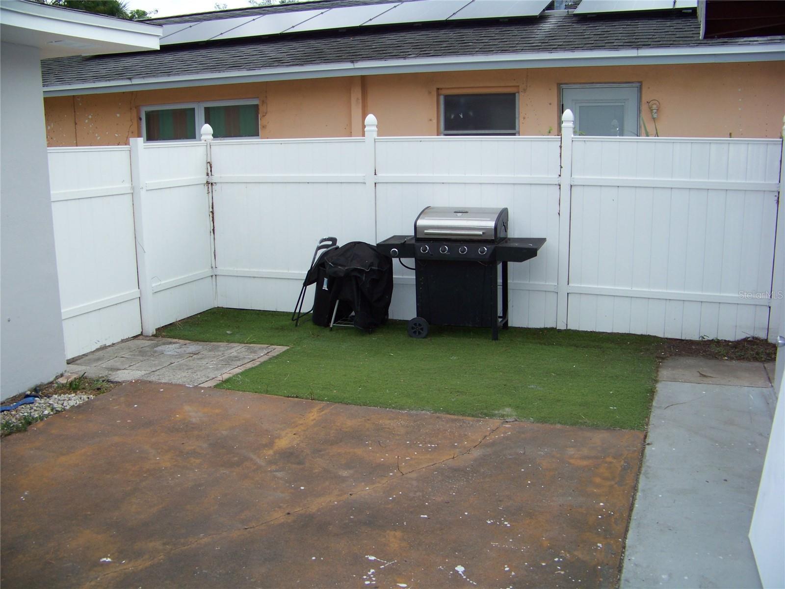 LILLIAN & JEAN SUB - Residential Income