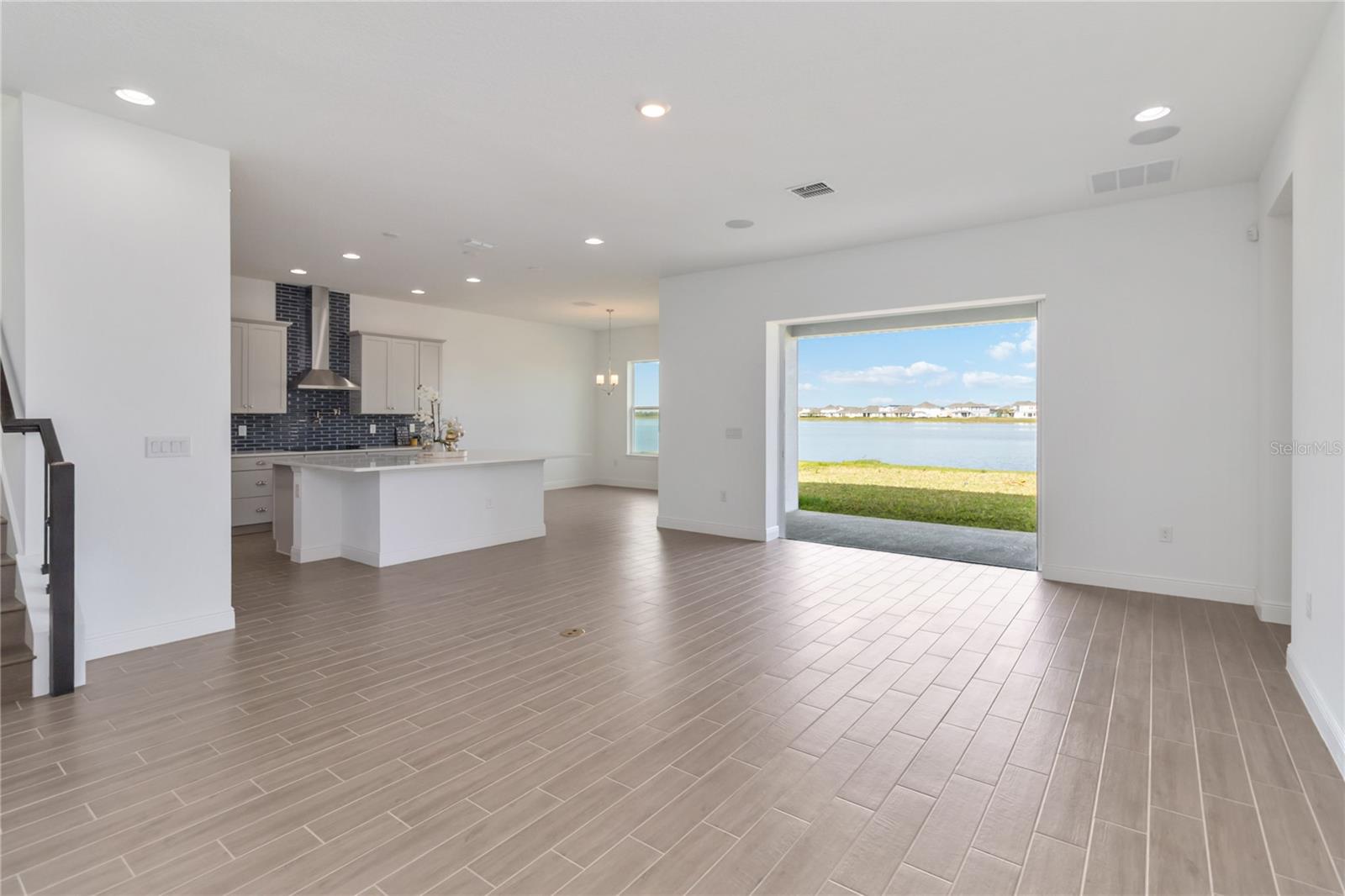 POITRAS EAST N-7 - Residential Lease