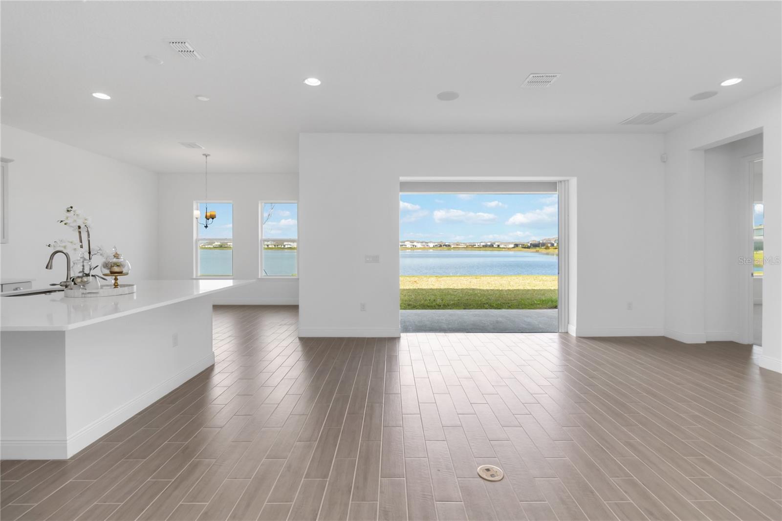 POITRAS EAST N-7 - Residential Lease