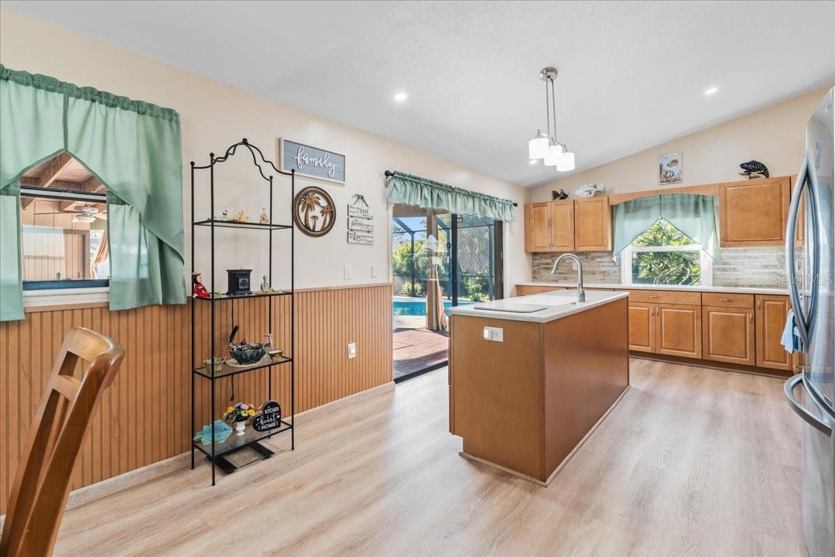 BAY HARBOR ESTATE - Residential