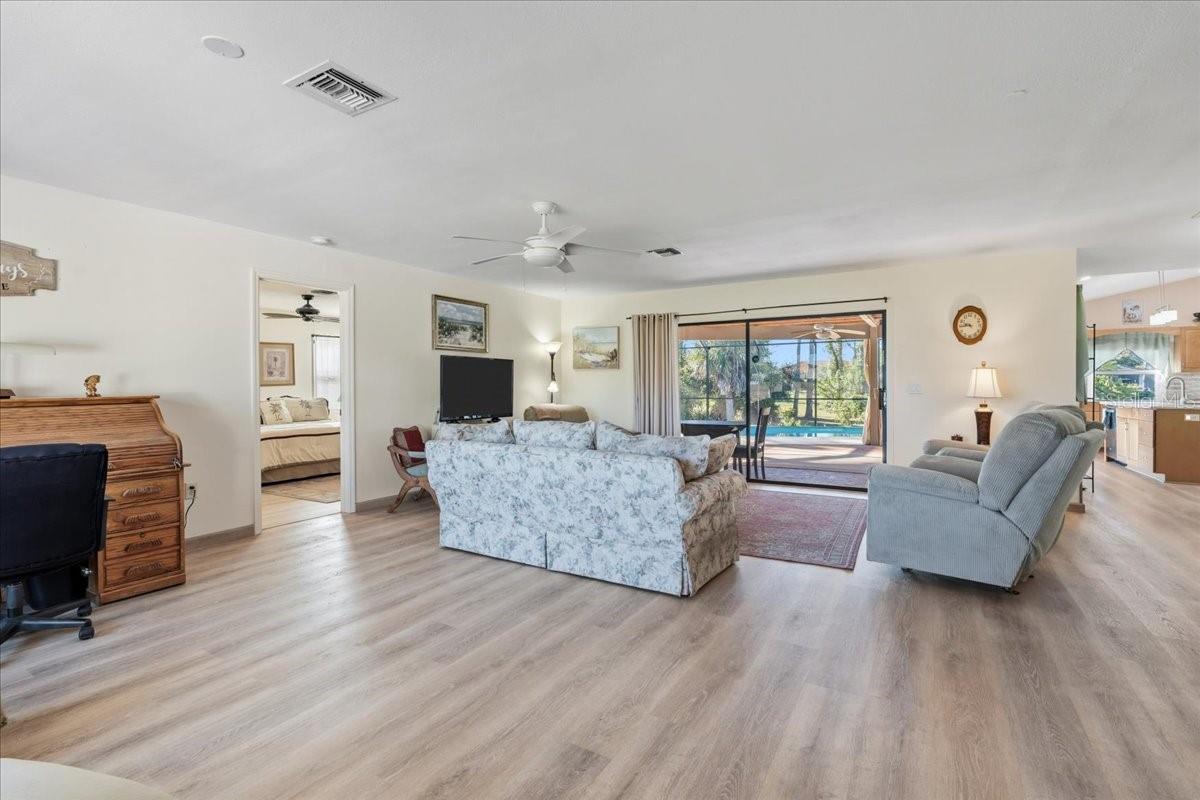 BAY HARBOR ESTATE - Residential