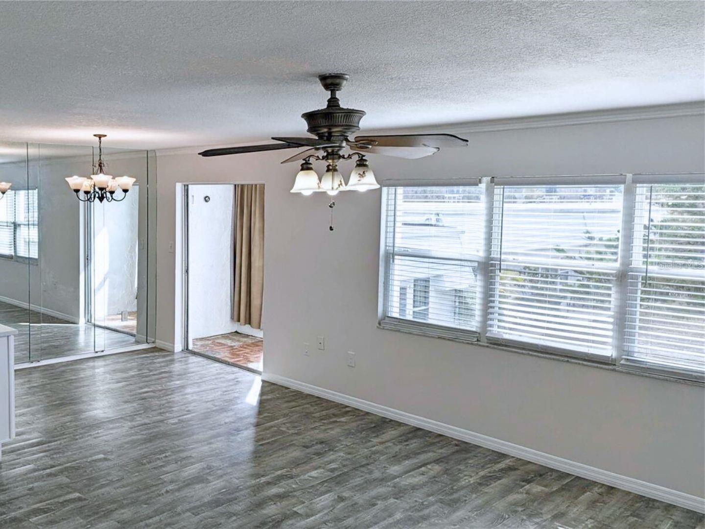 TWIN LAKES VILLAGE CONDO 04 - Residential