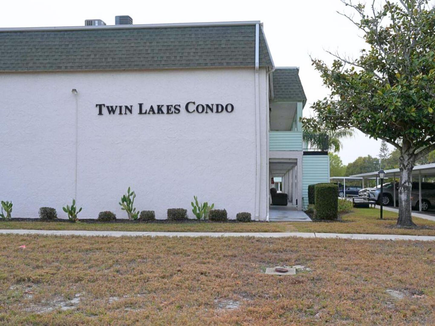 TWIN LAKES VILLAGE CONDO 04 - Residential