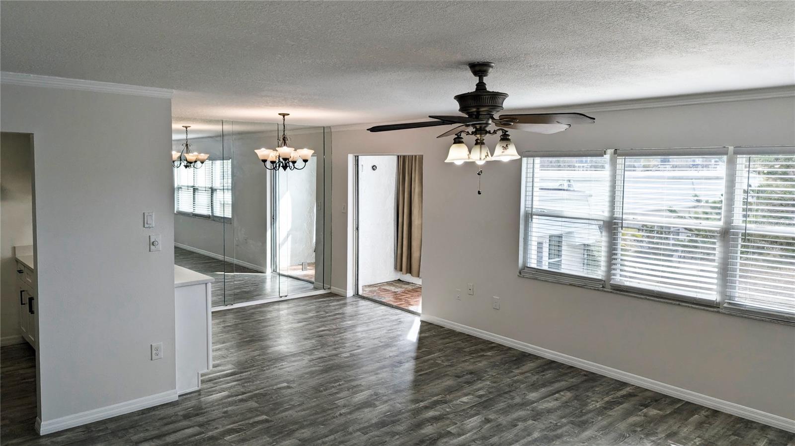 TWIN LAKES VILLAGE CONDO 04 - Residential