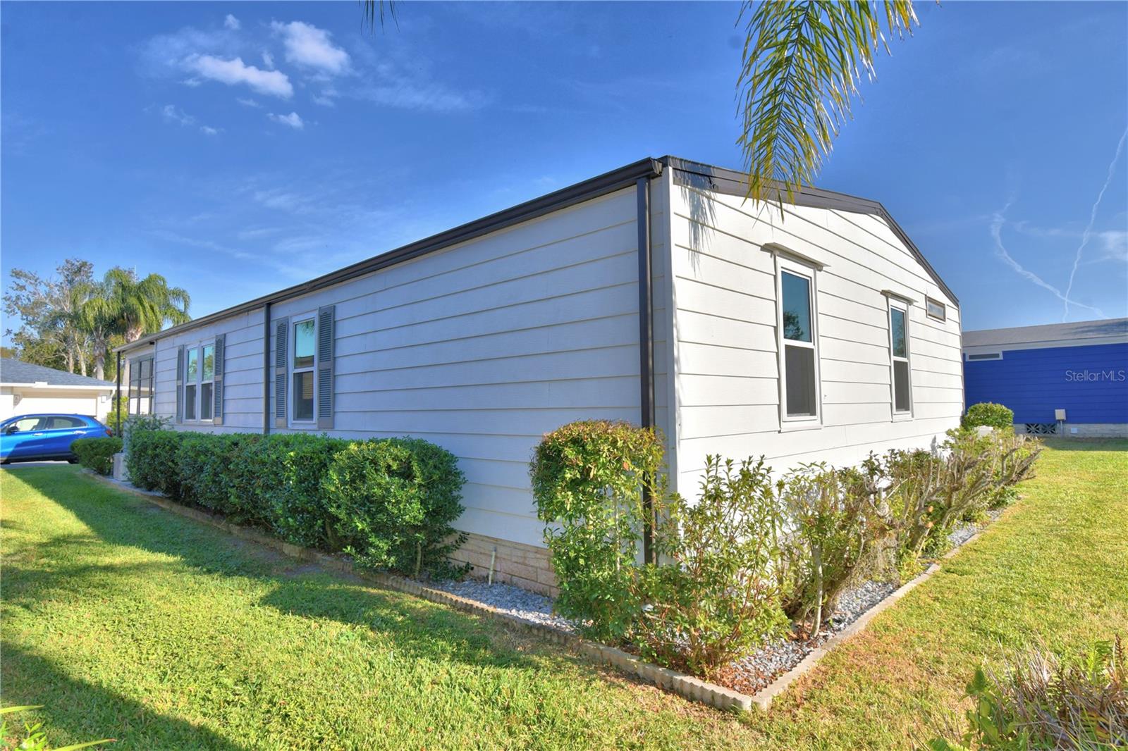 COLONNADES PH 01 - Residential