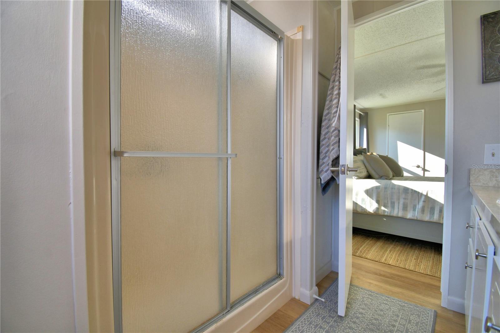 COLONNADES PH 01 - Residential