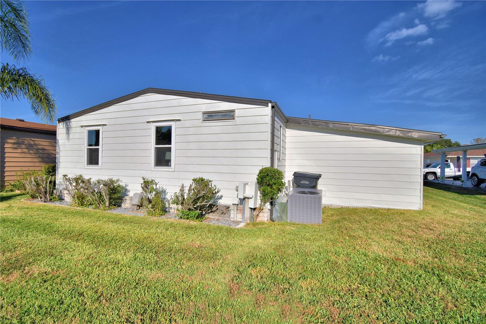 COLONNADES PH 01 - Residential