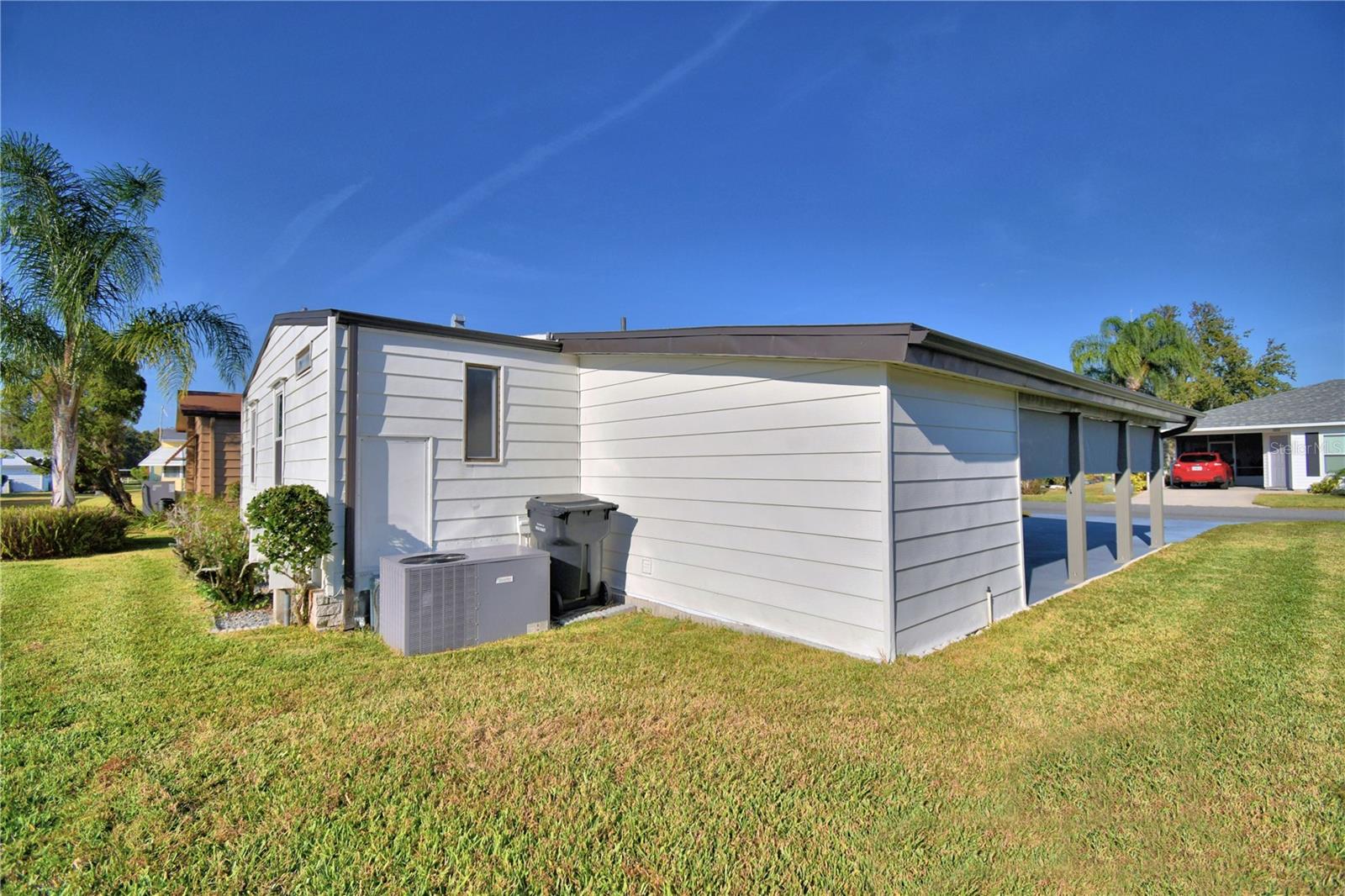 COLONNADES PH 01 - Residential