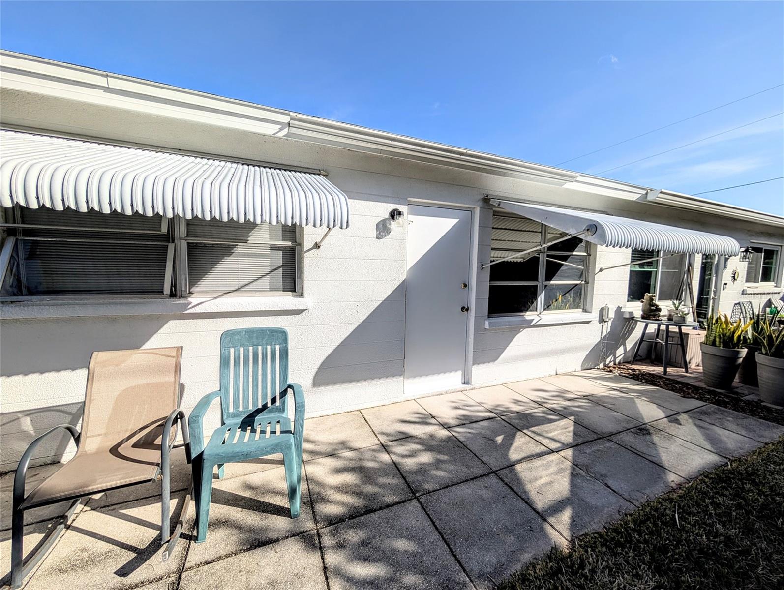 PARKWAY VILLAS - Residential