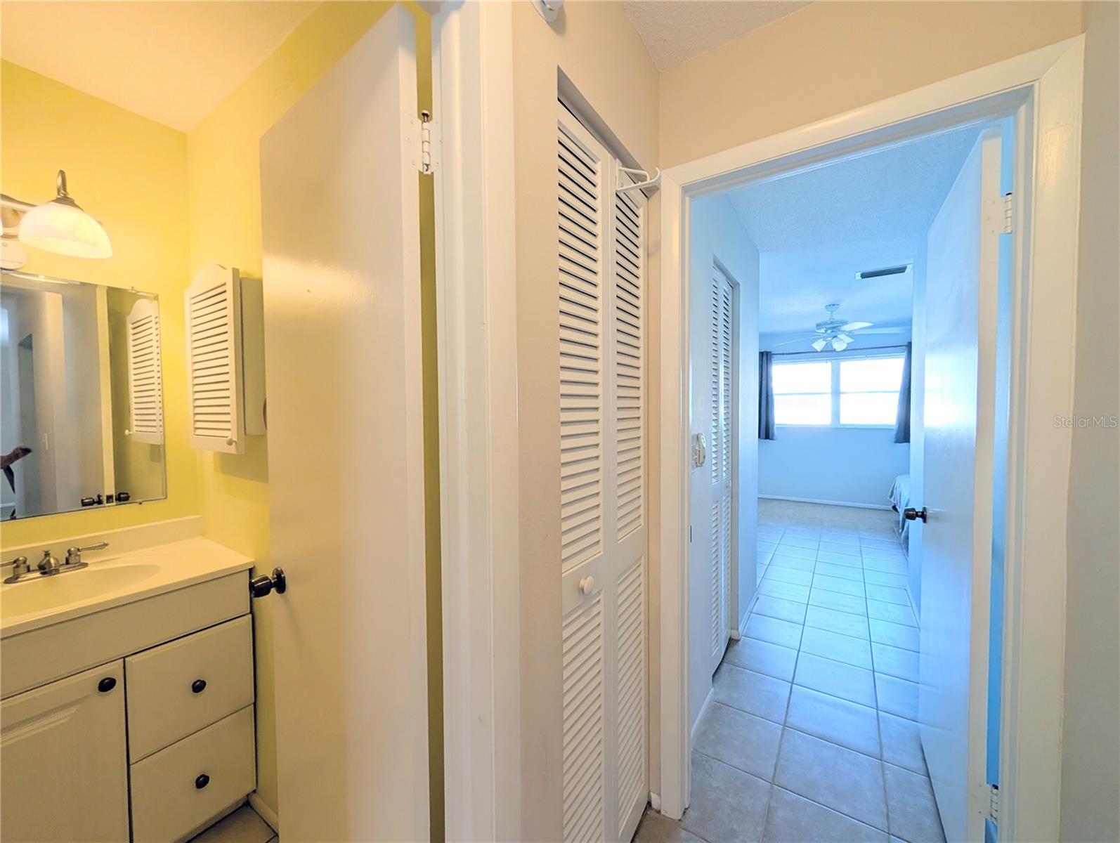 PARKWAY VILLAS - Residential