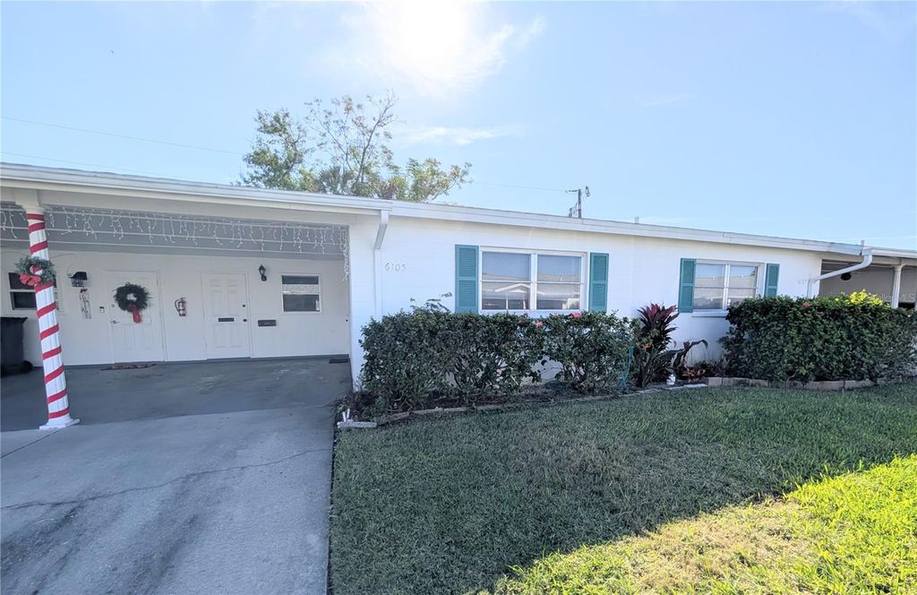 Photo of 6105 Coral Way, Bradenton, FL 34207 (MLS # A4675516)
