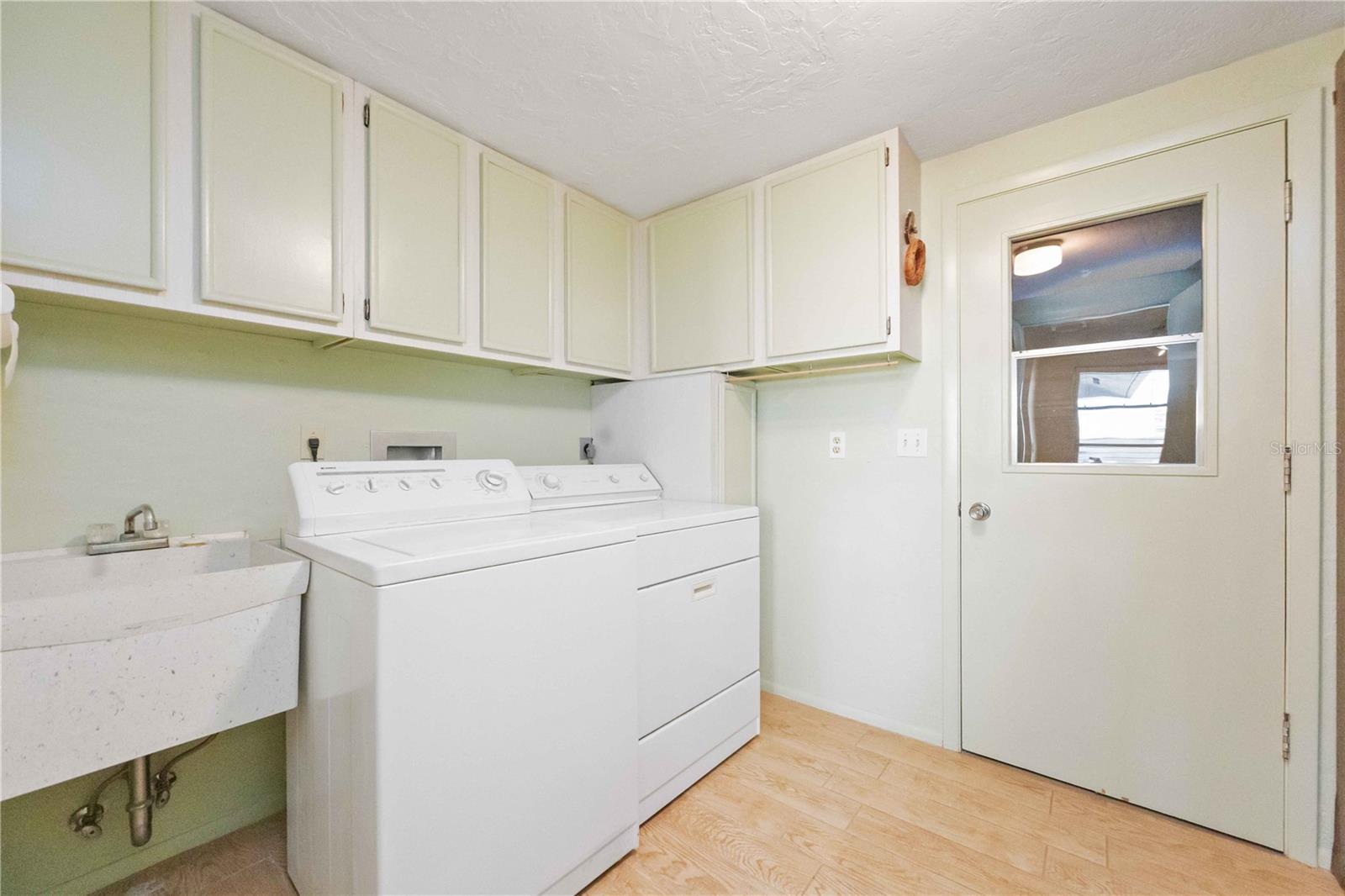 VILLAGE GREEN SEC 15 - Residential