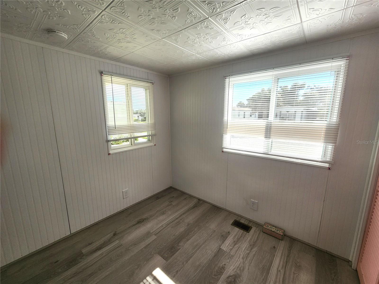 HOLIDAY PARK - Residential