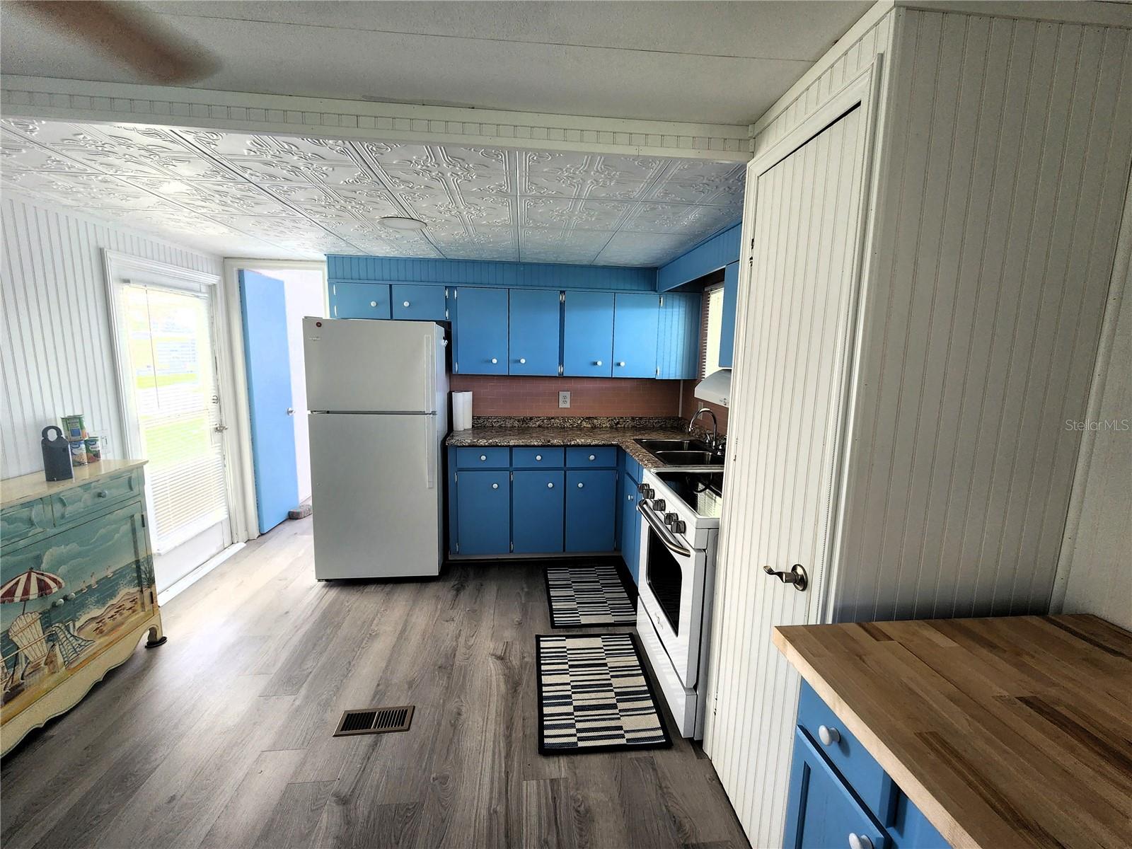 HOLIDAY PARK - Residential